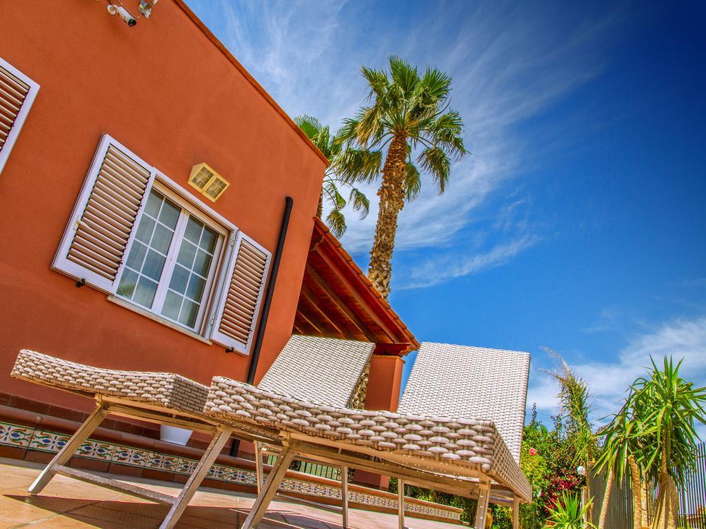 Gelso Bianco Apartments Campofelice Di Roccella Εξωτερικό φωτογραφία