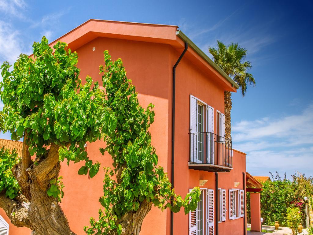 Gelso Bianco Apartments Campofelice Di Roccella Εξωτερικό φωτογραφία