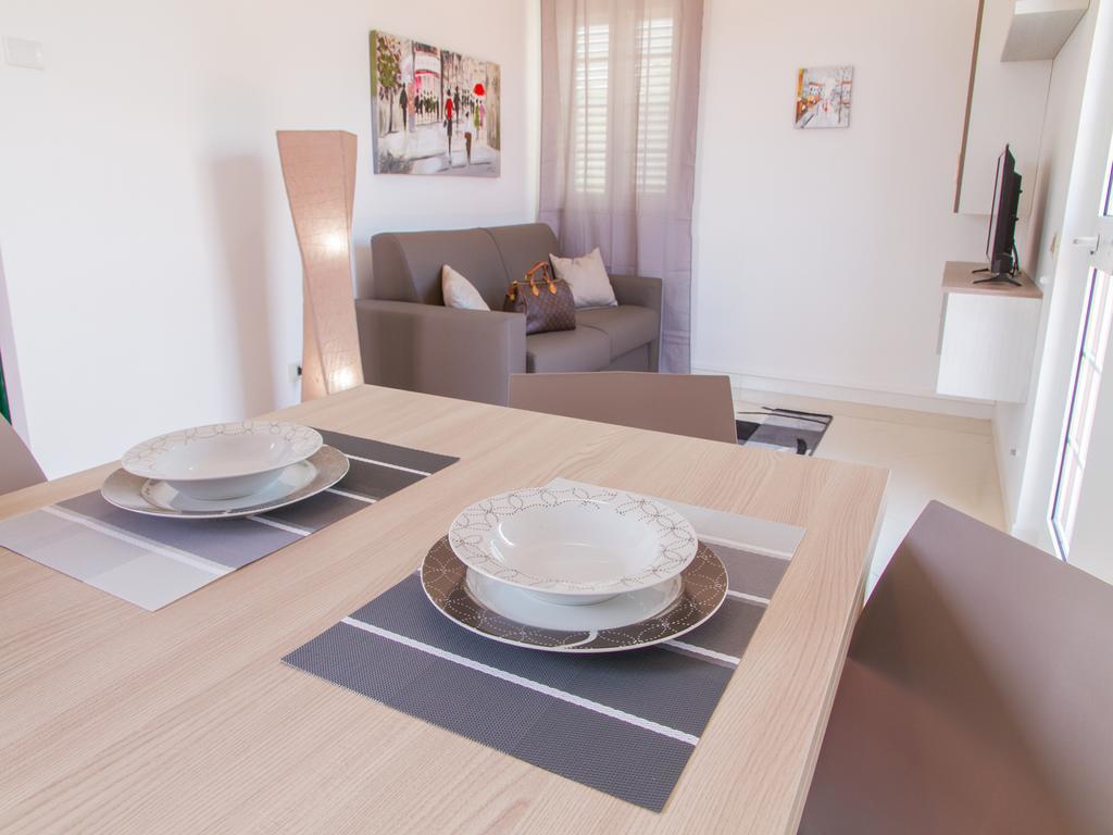 Gelso Bianco Apartments Campofelice Di Roccella Εξωτερικό φωτογραφία